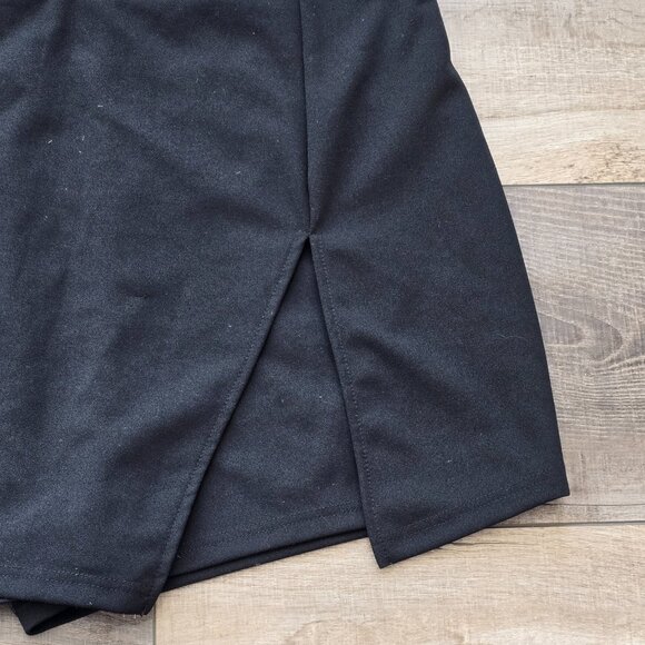 Skort. Front Slit at Hem. Side Hidden In-Seam Zip Closure, Size: XXL - Picture 2 of 8
